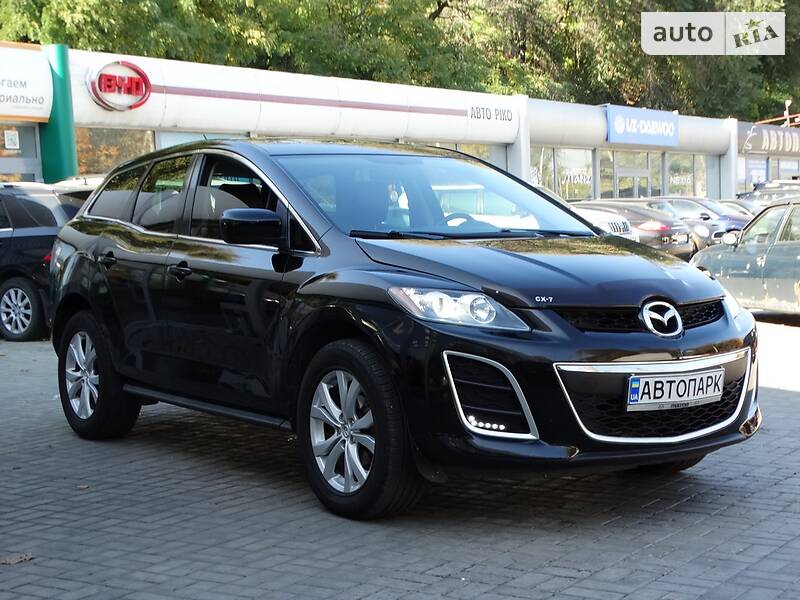 Позашляховик / Кросовер Mazda CX-7 2010 в Дніпрі