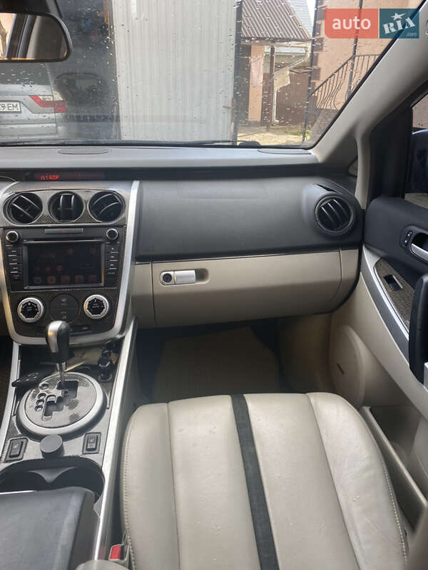 Внедорожник / Кроссовер Mazda CX-7 2009 в Черновцах