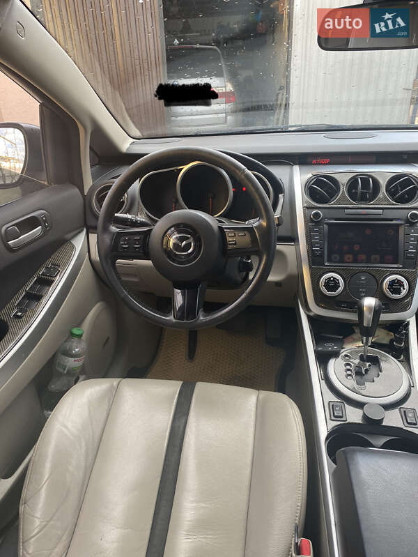 Позашляховик / Кросовер Mazda CX-7 2009 в Чернівцях