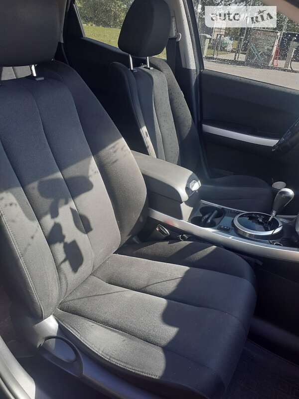 Позашляховик / Кросовер Mazda CX-7 2007 в Нововолинську