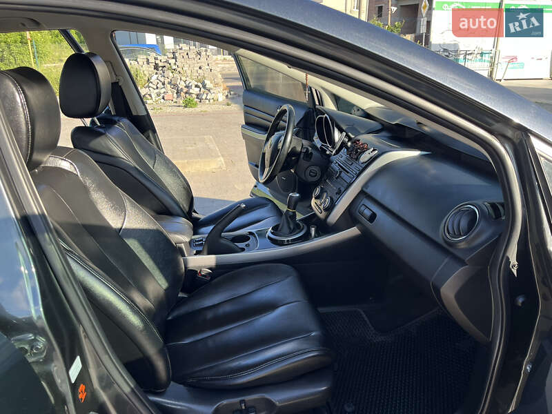 Позашляховик / Кросовер Mazda CX-7 2011 в Івано-Франківську