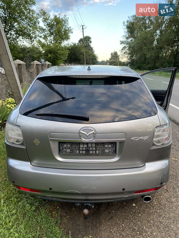 Позашляховик / Кросовер Mazda CX-7 2011 в Чернівцях