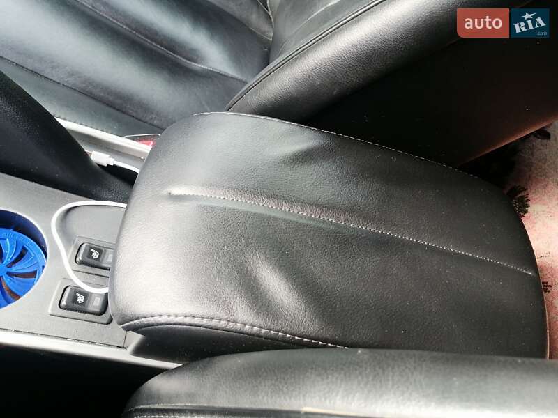 Внедорожник / Кроссовер Mazda CX-7 2010 в Житомире