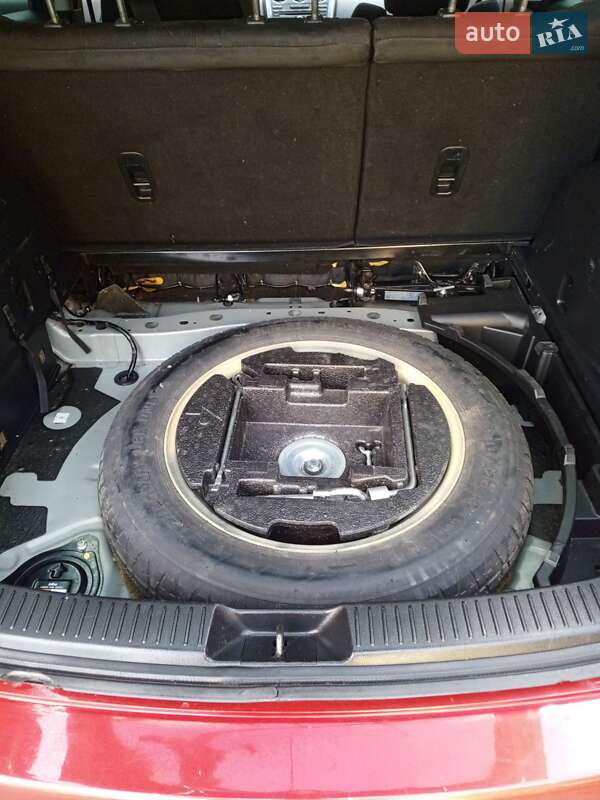 Позашляховик / Кросовер Mazda CX-7 2010 в Здолбуніві