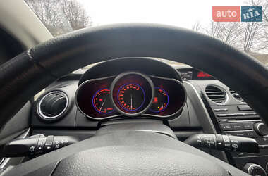 Внедорожник / Кроссовер Mazda CX-7 2009 в 