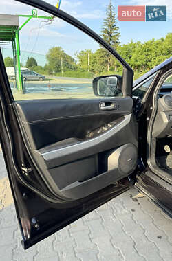 Позашляховик / Кросовер Mazda CX-7 2007 в 