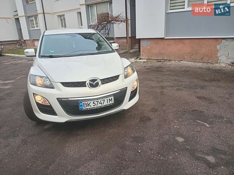 Позашляховик / Кросовер Mazda CX-7 2011 в 