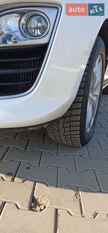 Внедорожник / Кроссовер Mazda CX-7 2010 в Черновцах