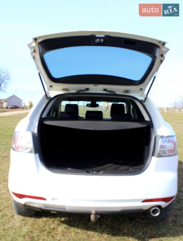 Позашляховик / Кросовер Mazda CX-7 2011 в Чернівцях