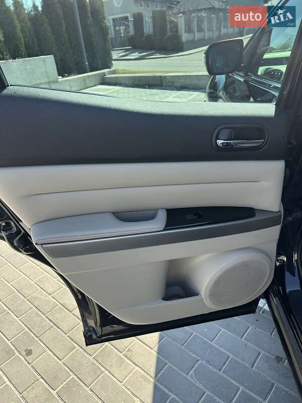 Позашляховик / Кросовер Mazda CX-7 2011 в Рівному