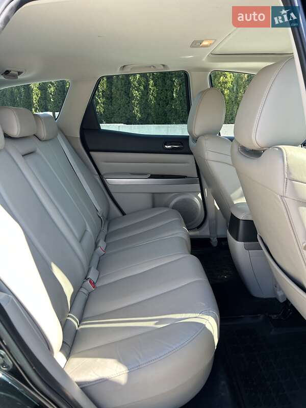 Позашляховик / Кросовер Mazda CX-7 2011 в Рівному