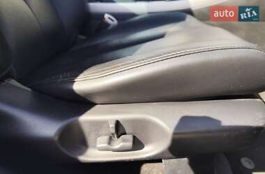 Позашляховик / Кросовер Mazda CX-7 2010 в 