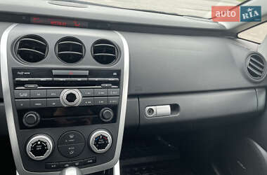 Позашляховик / Кросовер Mazda CX-7 2009 в 