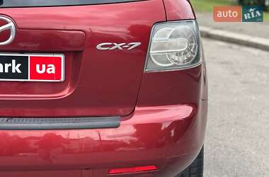 Позашляховик / Кросовер Mazda CX-7 2006 в 