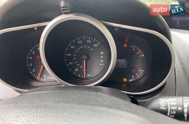 Позашляховик / Кросовер Mazda CX-7 2010 в 