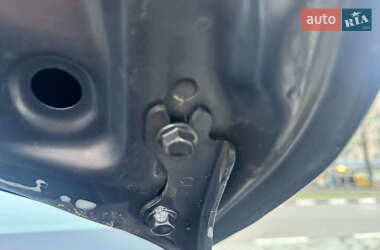 Внедорожник / Кроссовер Mazda CX-7 2010 в 