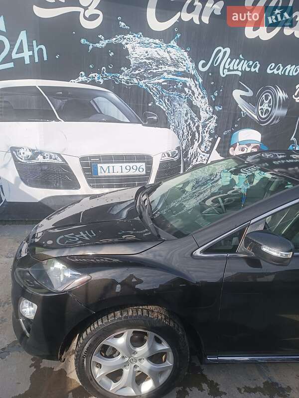 Позашляховик / Кросовер Mazda CX-7 2010 в Івано-Франківську