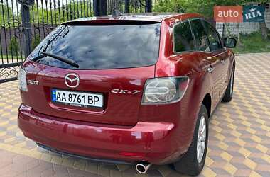 Позашляховик / Кросовер Mazda CX-7 2010 в 