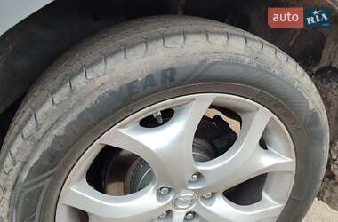 Позашляховик / Кросовер Mazda CX-7 2011 в 