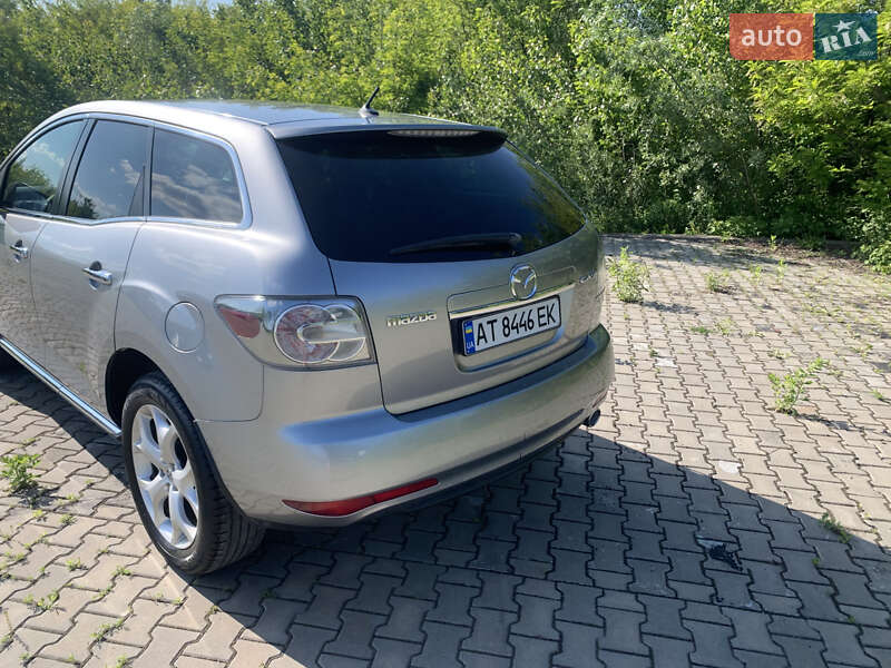 Позашляховик / Кросовер Mazda CX-7 2011 в Чернівцях