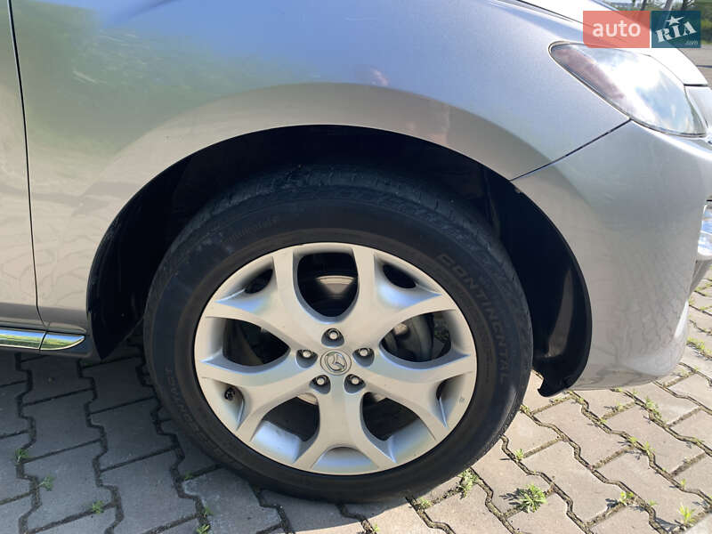 Позашляховик / Кросовер Mazda CX-7 2011 в Чернівцях