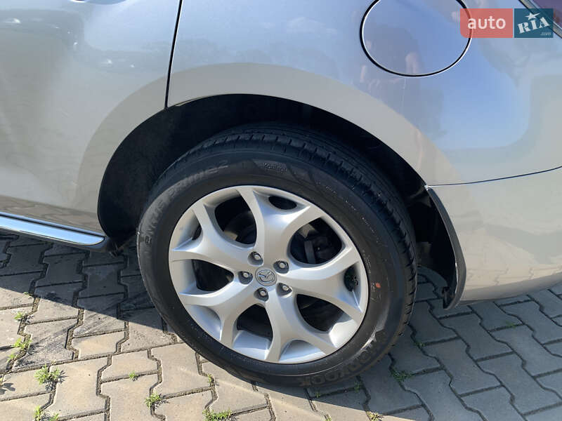 Позашляховик / Кросовер Mazda CX-7 2011 в Чернівцях