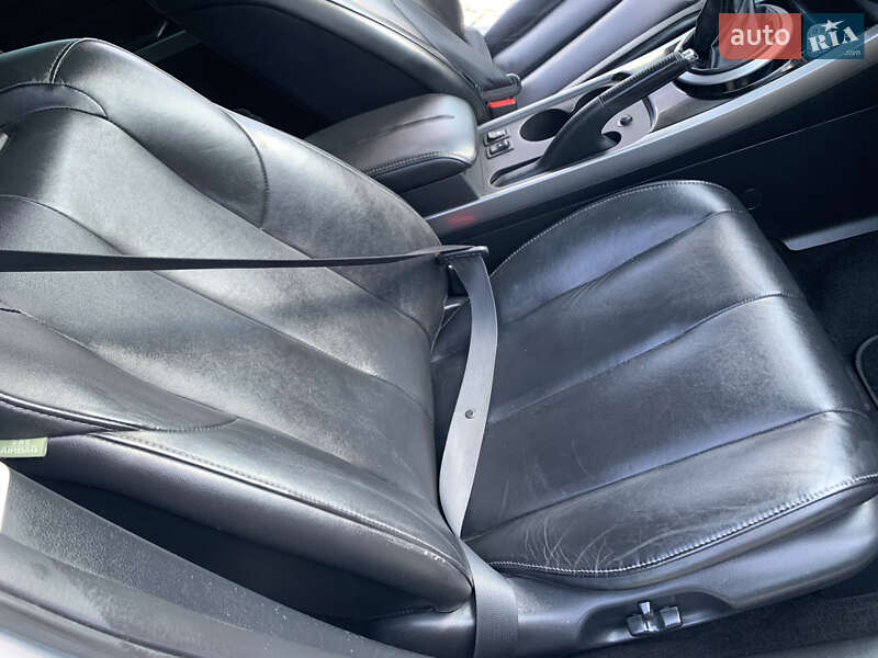 Позашляховик / Кросовер Mazda CX-7 2011 в Чернівцях
