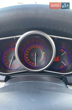 Внедорожник / Кроссовер Mazda CX-7 2010 в 
