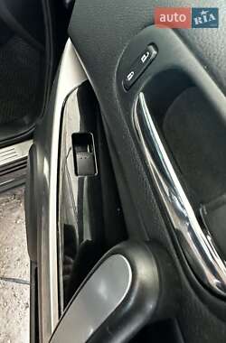 Позашляховик / Кросовер Mazda CX-7 2010 в 