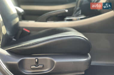 Внедорожник / Кроссовер Mazda CX-7 2009 в 