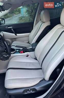 Позашляховик / Кросовер Mazda CX-7 2007 в 