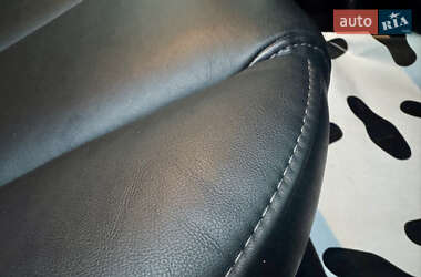 Внедорожник / Кроссовер Mazda CX-7 2010 в 