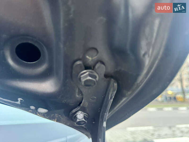 Позашляховик / Кросовер Mazda CX-7 2010 в Києві