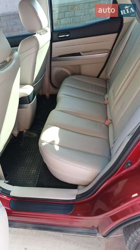 Позашляховик / Кросовер Mazda CX-7 2010 в Тернополі