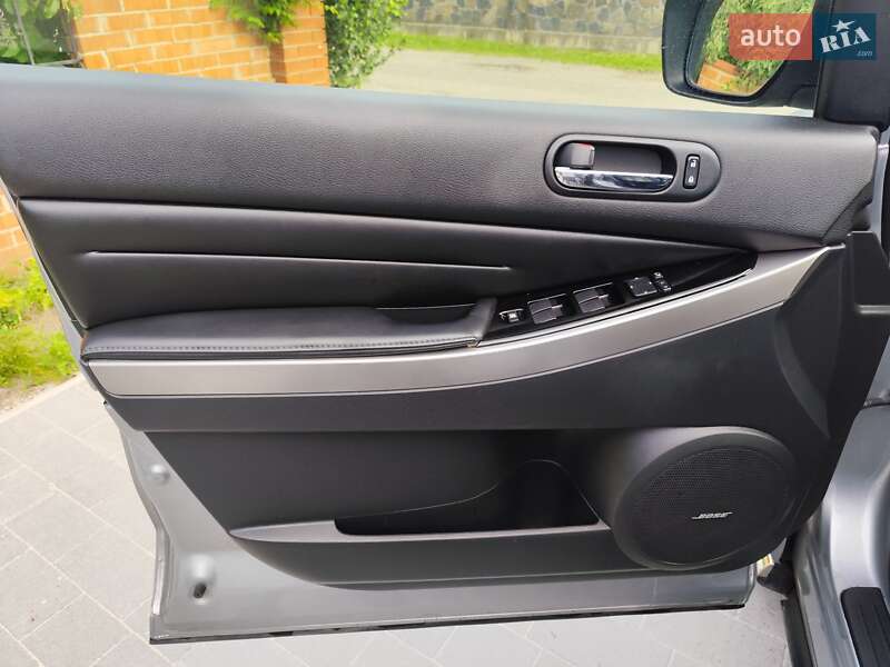 Позашляховик / Кросовер Mazda CX-7 2010 в Луцьку