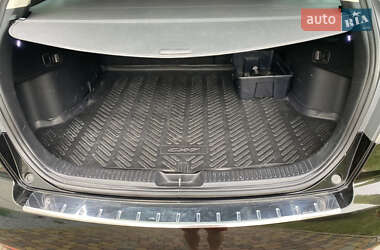 Внедорожник / Кроссовер Mazda CX-7 2011 в 