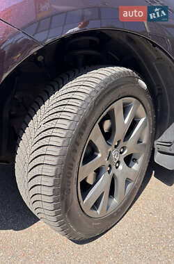 Внедорожник / Кроссовер Mazda CX-7 2009 в 