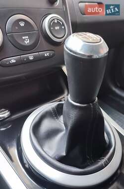 Внедорожник / Кроссовер Mazda CX-7 2010 в 