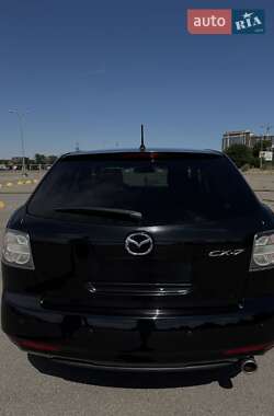 Позашляховик / Кросовер Mazda CX-7 2011 в 