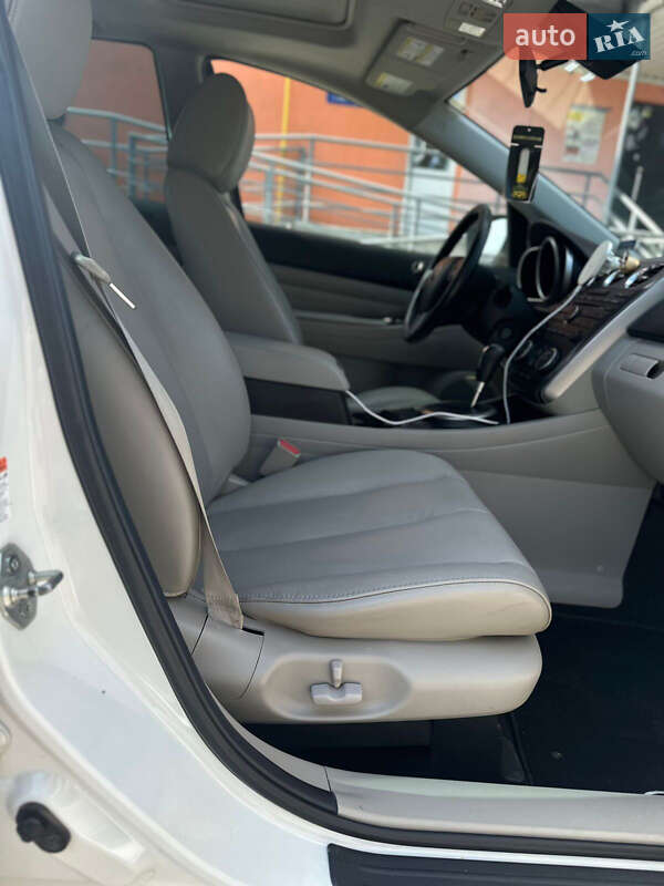Внедорожник / Кроссовер Mazda CX-7 2010 в Виннице