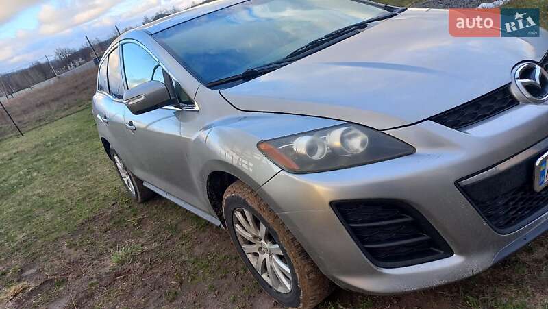 Позашляховик / Кросовер Mazda CX-7 2011 в 