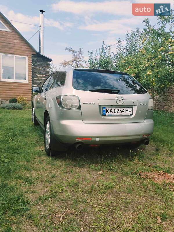 Позашляховик / Кросовер Mazda CX-7 2009 в 