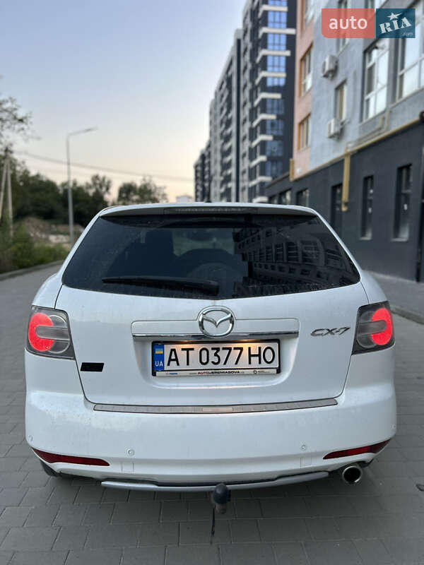 Позашляховик / Кросовер Mazda CX-7 2010 в Івано-Франківську