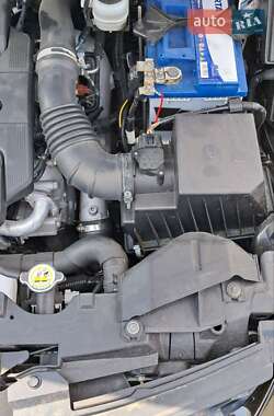 Внедорожник / Кроссовер Mazda CX-7 2012 в 