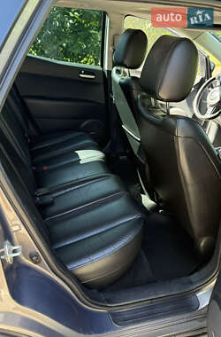Позашляховик / Кросовер Mazda CX-7 2006 в 
