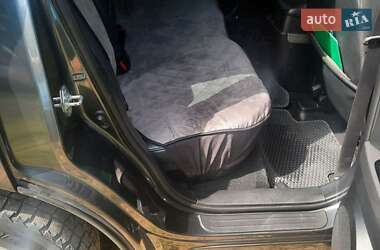 Позашляховик / Кросовер Mazda CX-7 2011 в 