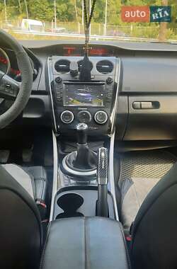 Позашляховик / Кросовер Mazda CX-7 2011 в 