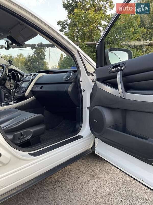 Внедорожник / Кроссовер Mazda CX-7 2011 в Киеве