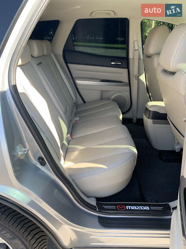 Позашляховик / Кросовер Mazda CX-7 2011 в Києві