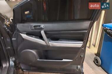 Позашляховик / Кросовер Mazda CX-7 2010 в 